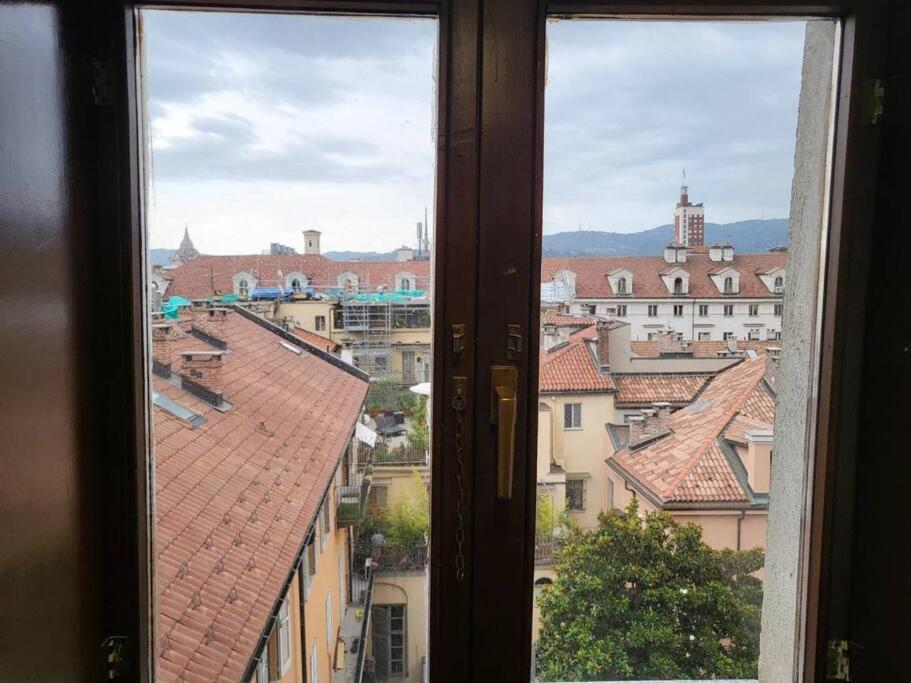 Mansarda Di Charme Con Vista Lägenhet Turin Exteriör bild